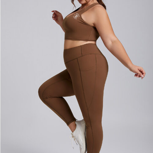 Juicy "Edge" set in brown